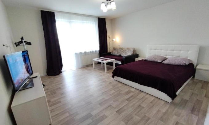 Frunzensky District Apartamento | Прямо у метро по ул. Притыцкого!