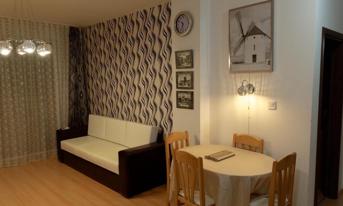 Tankovo Apartamento | Санни Дэй-6