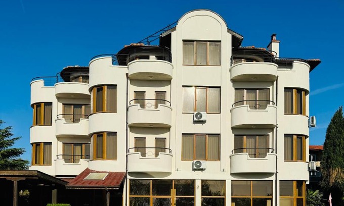 Sarafovo Hotel | Семеен хотел"Свети Георги"