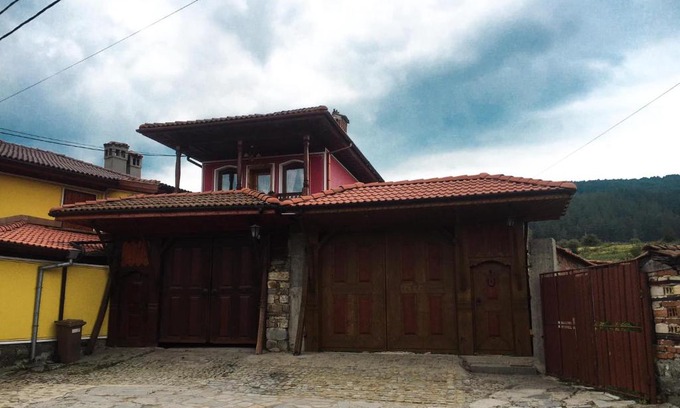 Koprivshtitsa Casa | Стаи за гости Бащино огнище
