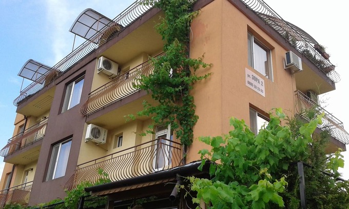Primorsko Casa | Твоето място за морска почивка е Zora-Guest house