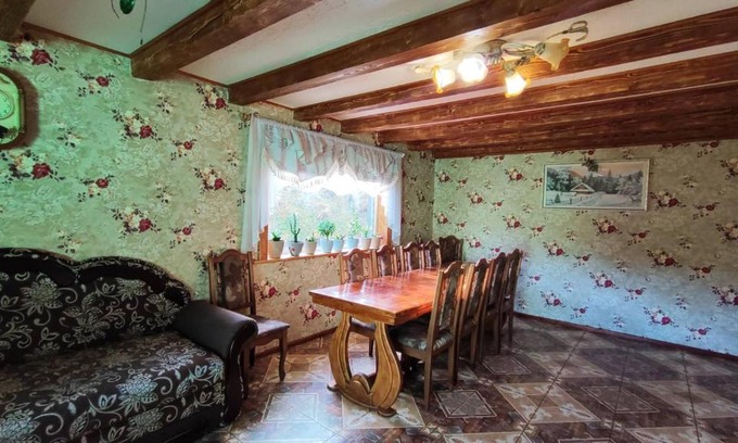 Yablunytsya Casa | У Василини