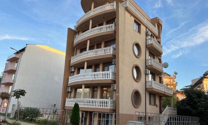Primorsko Apartamento | Частен апартамент Стамополу - Private Two-Bedroom Apartment Stamopolu