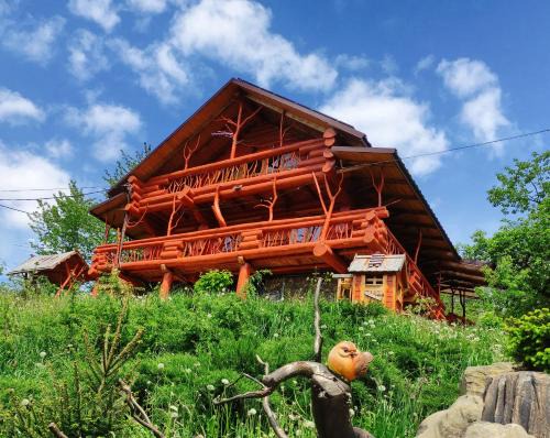 Yaremche Chalet De Esquí | Шале Гірська Казка