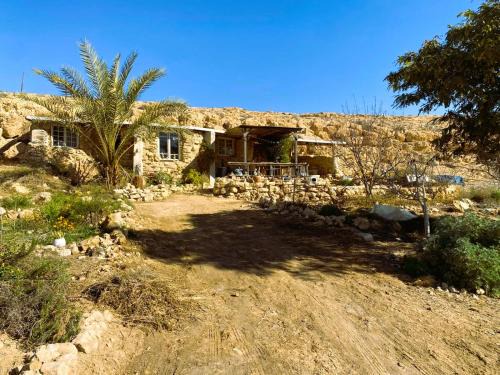 Mitzpe Ramon Otro | בית הסופר- בית בכרם