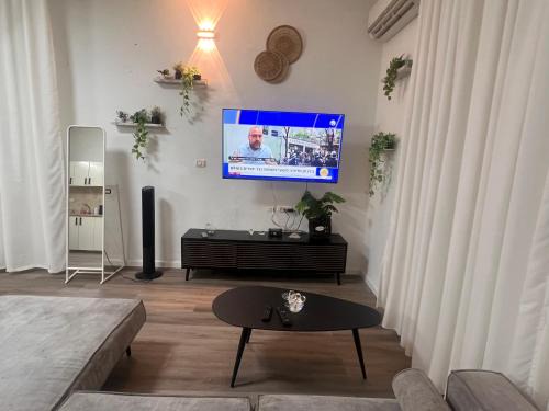 Hadera Apartamento | בית הקונגרס גבעת אולגה
