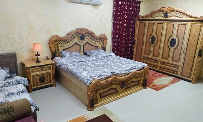 Al Hili Apartamento | العين الهيلي مصباح بيت 8
