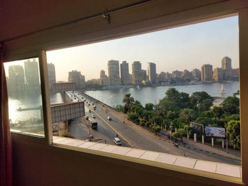 Al Manial Apartamento | ايجار شقة فندقية مفروشة علي النيل امام مسجد صلاح الدين
