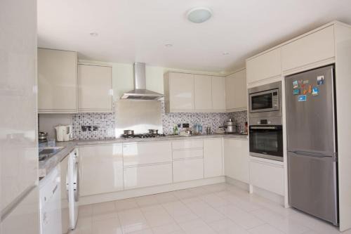 Efringen-Kirchen Apartamento | بيت الريس