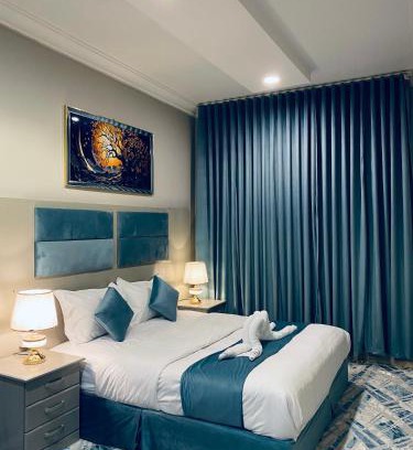 Khamis Mushait Hotel | جناح ديلوكس غرفة وصالة في موقع مميز - مرخصة ضيافة خاصة -