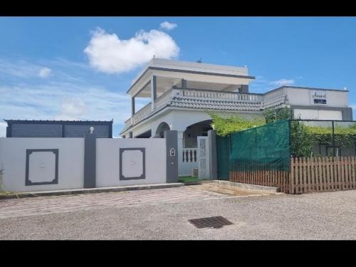 Salalah Chalet De Esquí | سمارت شالية:Smart Chalet
