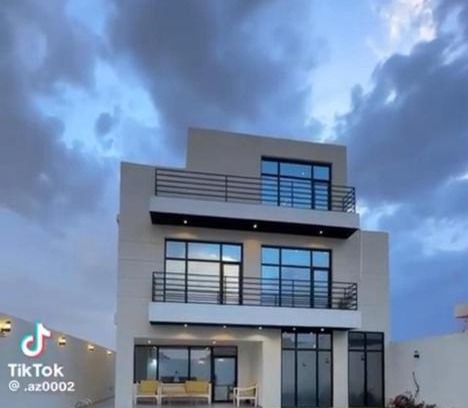 Buraydah Chalet De Esquí | شالية فيلا لحظة غروب