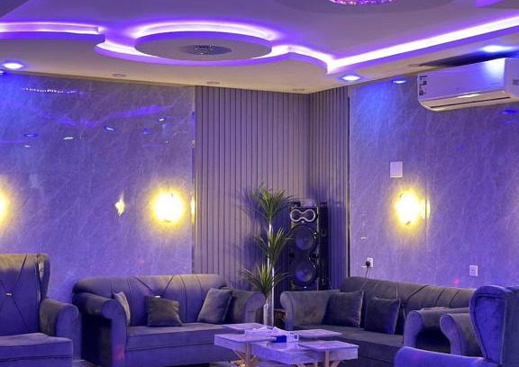 Duba Chalet De Esquí | شاليه الفخامه٢