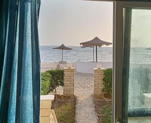 Ras Sudar Apartamento | شاليه سياحي مكيف صف أول علي البحر مباشره ومكيف وبحديقه خاصه