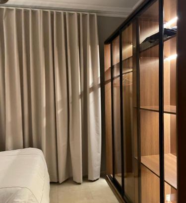 Al Hamra Apartamento | شقة بغرفتى نوم دخول ذاتى Nice flat with 2 bedrooms 2 bathrooms- Alhamraa