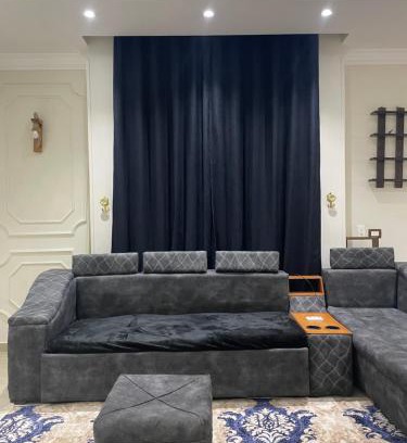 New Cairo Apartamento | شقه جميله ومريحه قريبه من الجامعه الامريكيه