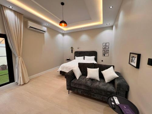 Al Kura Apartamento | غرفة وجلسة خارجية بوصول ذاتي