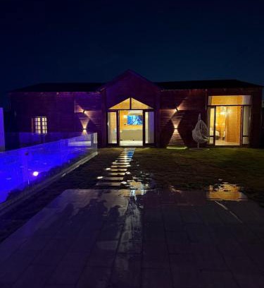 Al Hawiyah Chalet De Esquí | كوخ النرجس
