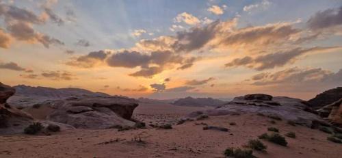Wadi Rum Hotel | مخيم الخيم المتنقلة داخل صحراء وادي رم