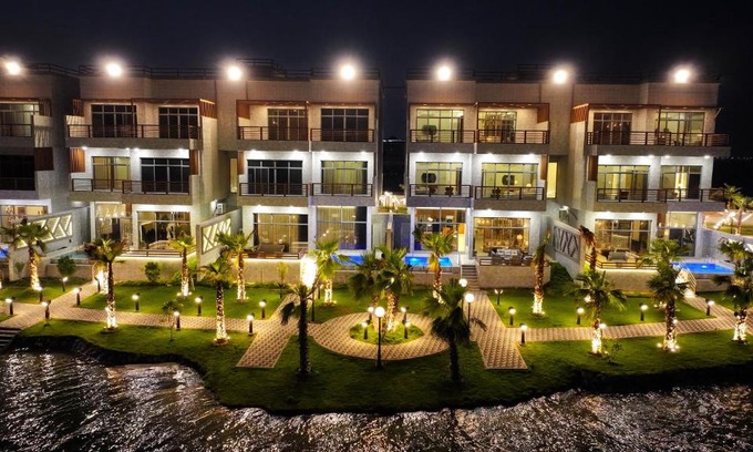 Al Khobar Chalet De Esquí | منتجع اجمكان Ajmkan Resort