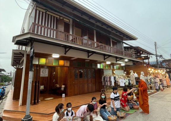 Chiang Khan Hotel | จันทร์มีสุข เชียงคาน