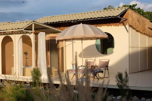 Kanchanaburi Casa | นานาก๋างโต้ง คาเฟ่&Glamping
