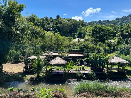 Tha Wang Pha Casa | บ้านน้ำแป่งโฮมสเตย์