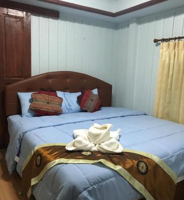 Muak Lek Complejo | บ้านเรือนไท มวกเหล็ก Ban Ruenthai MuakLek