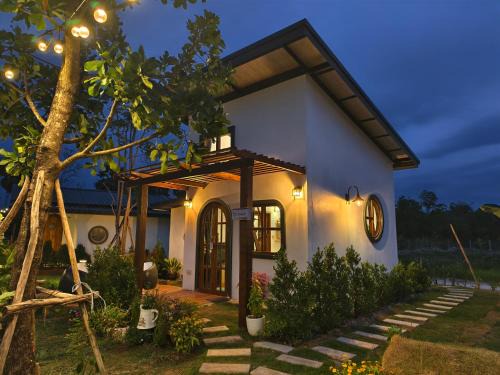 Nakhon Phanom Casa | อุ่นไอนา โฮมสเตย์ ณ นครพนม Aun-i-na Homestay Nakhonphanom