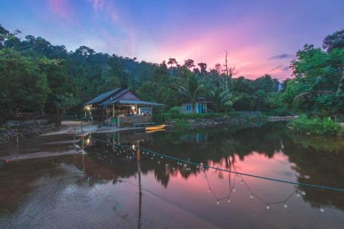 Khlung Cama Y Desayuno | เมี่ยงไม้ รีสอร์ท