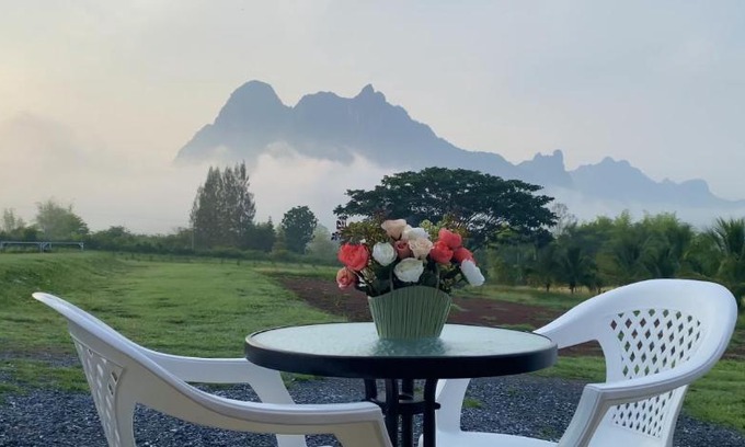 Phu Kradueng Casa | ไร่วิวทิวเขา ลานกางเต็นท์ ฟาร์มสเตย์