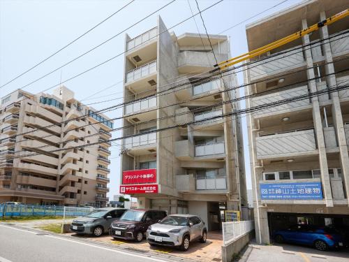 Okinawa Apartamento | グランスイート新都心