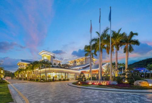 Jiyang Hotel | 三亚亚龙湾99号度假酒店