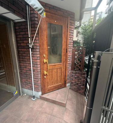 Kameido Apartamento | 亀戸民泊3階ダブルベット1つシングルベッド1つ