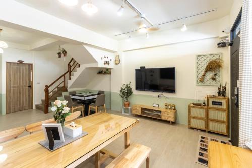 Wujie Casa | 向左走民宿 2025新開幕 4-18人包棟請來電預訂