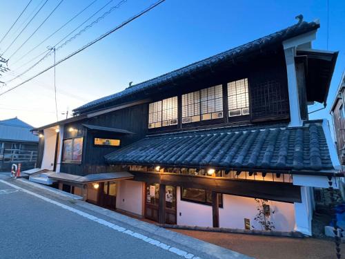 Yoshinogawa Casa | 坂東商店guest room藍染めと宿