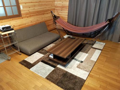 Nasu Apartamento | 小川のせせらぎを聞きながらウッドデッキでバーベキュー！｜CHILL SWING