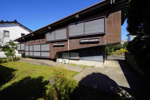 Joetsu Apartamento | 建築家渡邊洋治設計 斜めの家 The Diagonal House