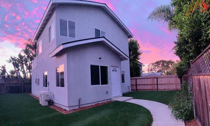 North Clairemont Casa | 新建独立屋Newly Constructed Home 4B2B by UCSD LaJolla DelMar SeaWorld Zoo