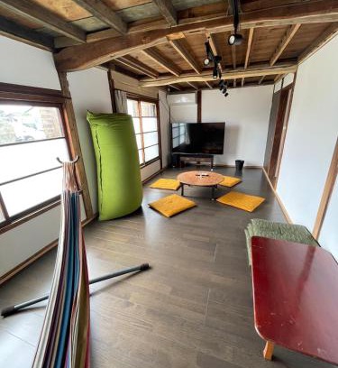 Fukushima Apartamento | 昭和の家anzu 二階建ての一棟貸切