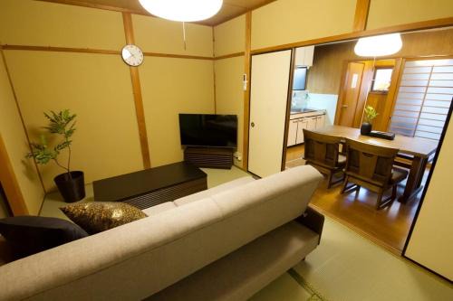 Nagawa Apartamento | 東月光町戸建て
