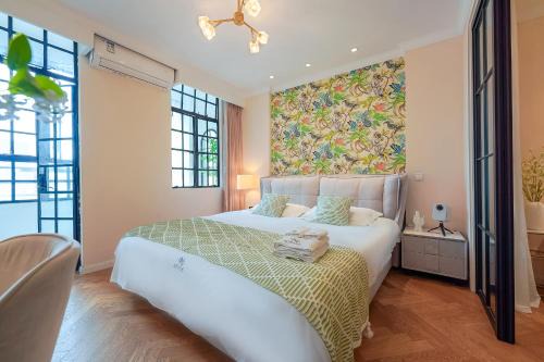Shanghai Apartamento | 梧舍壹号 外滩百年公寓B&B -Riverside Grace Suites on the bund and metro station