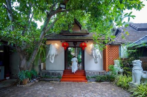 Nong Chaeng Hotel | 森林之家