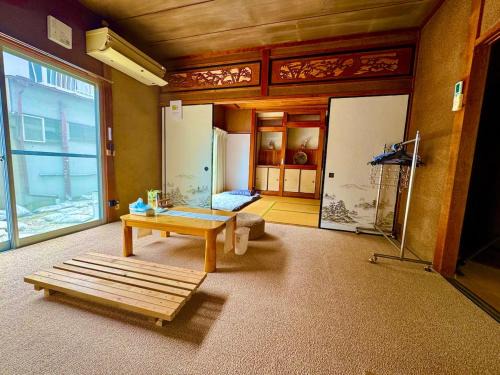 Nakamura Casa | 楽旅人