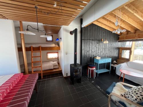 Iwamizawa Apartamento | 民泊 山の家 フィンランド式サウナ-要予約-付き一軒家