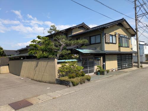 Ishikawa Prefecture Casa | 石川 ゲストハウス TeDori