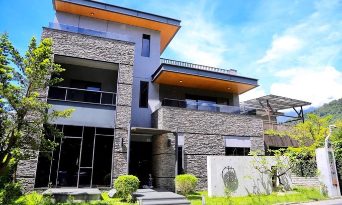 Guanshan Casa | 茶田關舍民宿Tea Paddy B&B