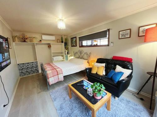 Blackmans Bay Apartamento | 阳光花园公寓 临近海滩与市中心