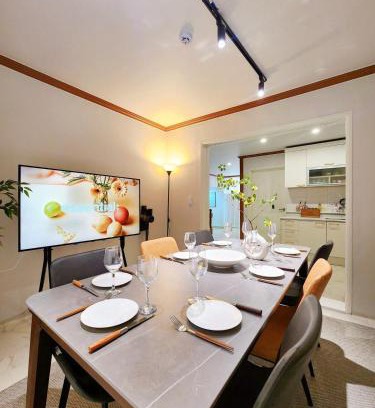 Busanjin Apartamento | 강낭콩 스테이 전포역 도보 4분 퀸침대 4개