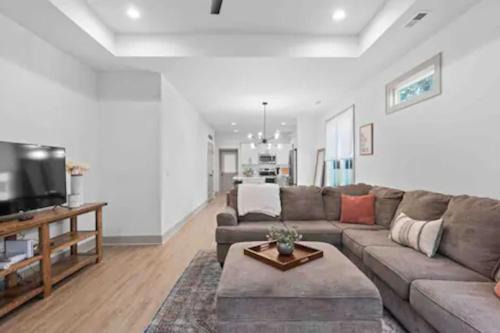 Chattanooga Casa | 01 Discover Charm Cozy in the Heart of the City